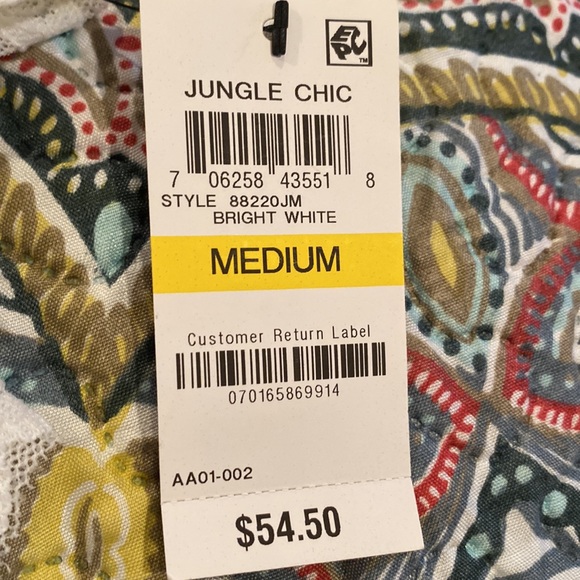 NWT White Lace Top - Picture 9 of 10